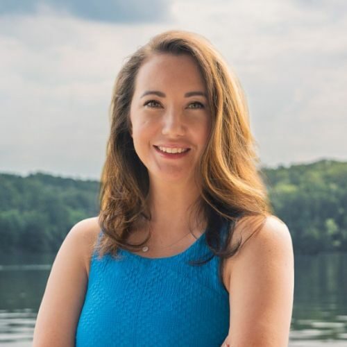 Headshot photo of Jessica Duetta, Senior Mortgage Loan Officer at Bay Equity Home Loans for Lake Arrowhead, GA
